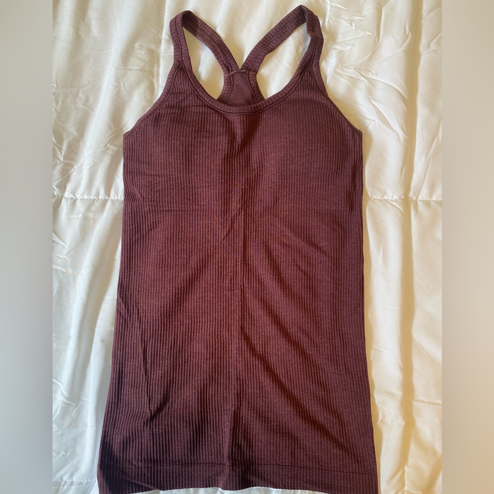 Lululemon tank top